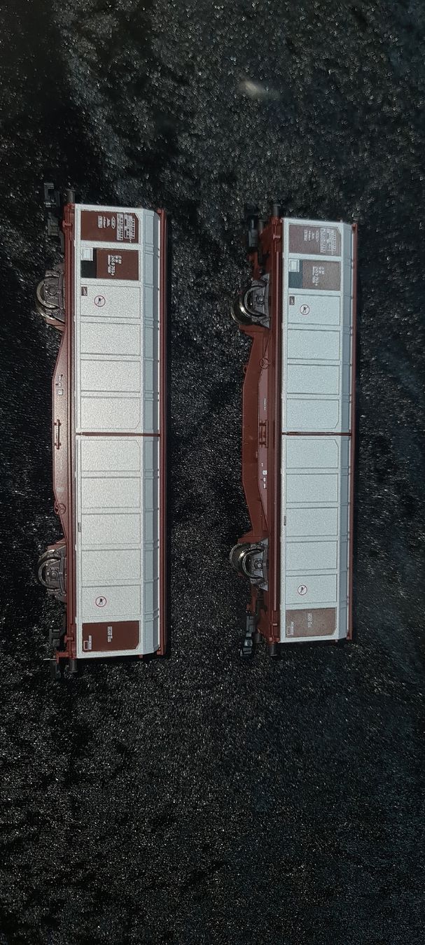 Roco Modellini di ferrovie: 2Stk Roco Schiebewandwagen DR – Usato da Conters venduto da dave_freak 2
