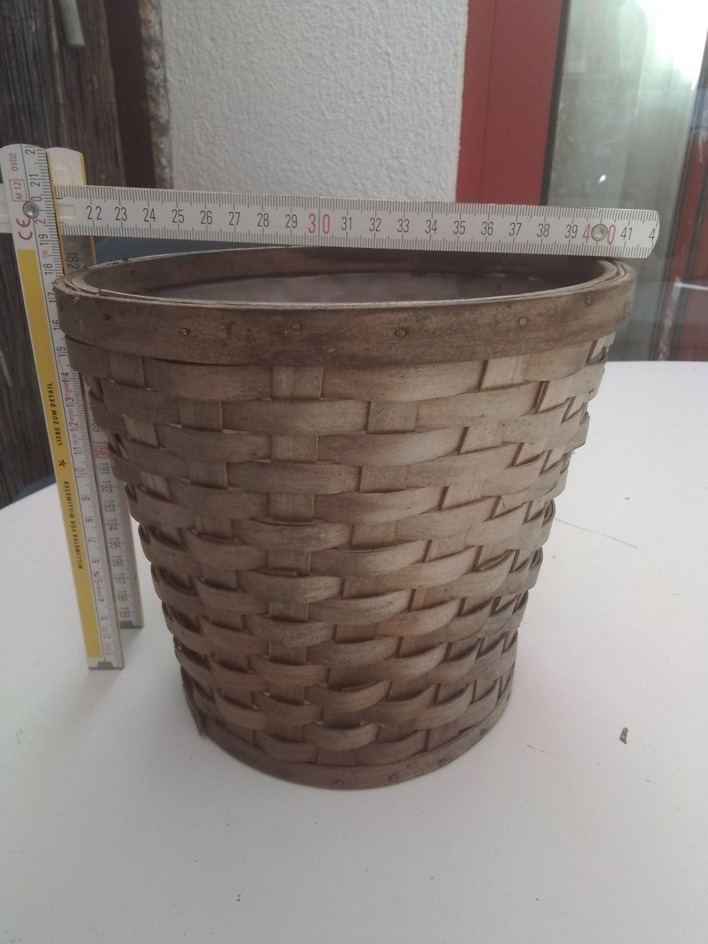 Vasi per fiori: Übertopf Blumentopf Holz geflochten – Usato da Oberurnen venduto da DVDL