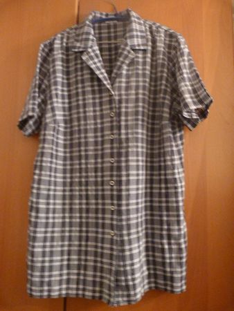 Bluse von emdee, Gr. 44, weiss-grau-schwarz