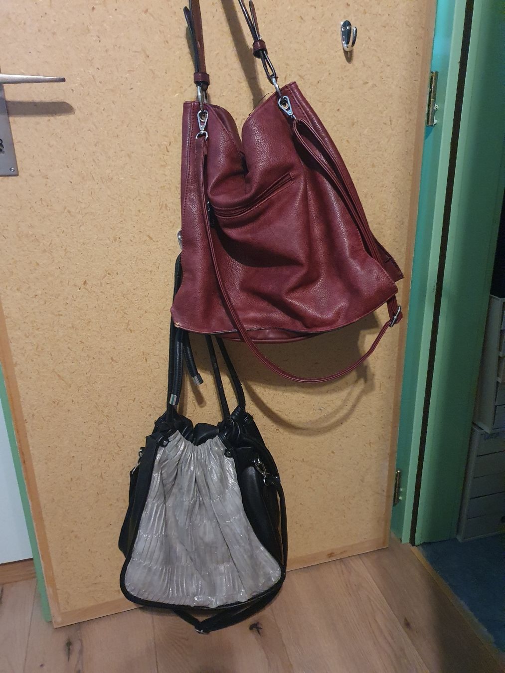Borse da donna: Handtaschen – Usato da Eggerberg venduto da wellros 1