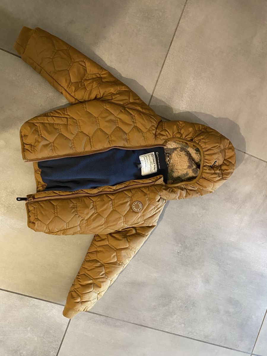 Jacken & Mäntel: Warme Jacke – Gebraucht aus Camorino von kat_zg8m