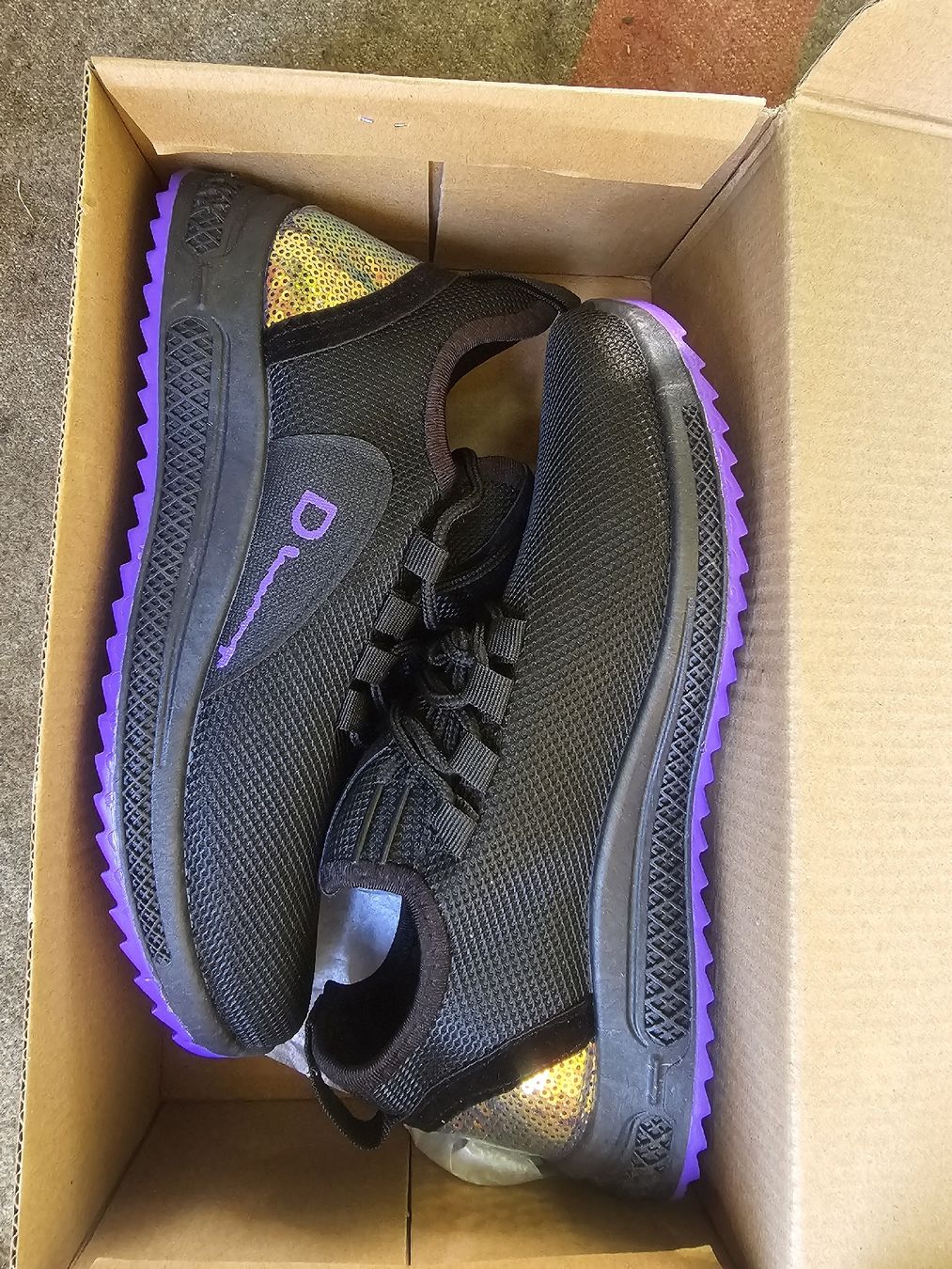 Scarpe da donna: Baskets neuves Jamais portées – Nuovo e nell'imballaggio originale da Rueyres-Treyfayes venduto da Emile_Pythoud