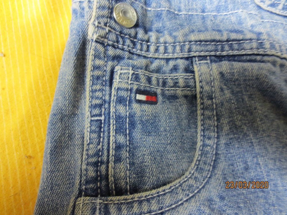Hosen: Tommy Hilfiger 18-24 Monat – Gebraucht aus Wallisellen von  2