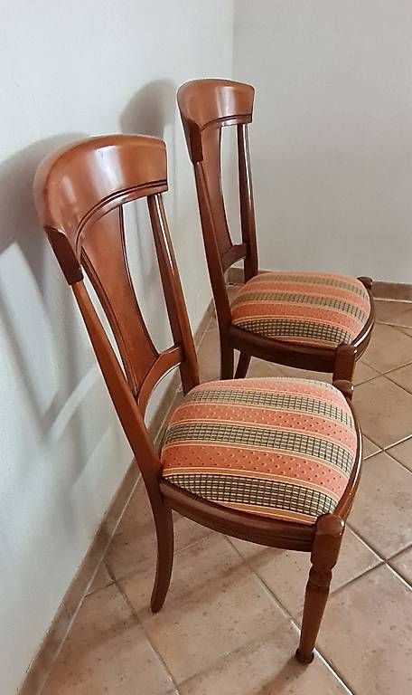 Stühle: A vendre 7 chaises – Gebraucht aus Apples von jeanphiphi 1