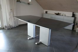 Glas- Esstisch ausziehbar