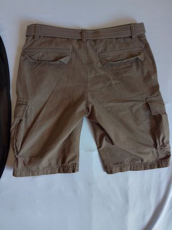 Herren Cargo Shorts im Kleiderpaket, Gr. M