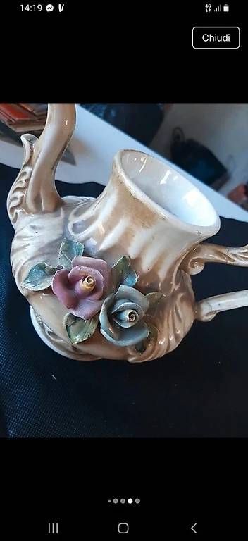Ciotole:  Teiera Capodimonte con Rose Applicate – Usato da Figino venduto da cla_b75f 4