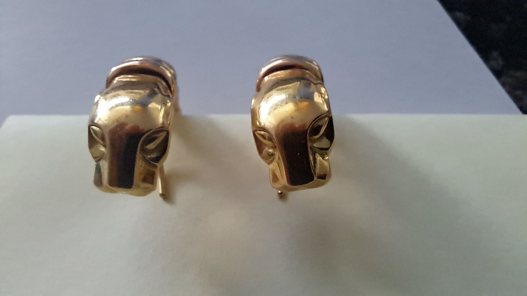 Cartier Boucles d'oreille: Wunderschöne Ohrstecker von Cartier – D'occasion à Pfäffikon ZH par Valsangiaccomo 2