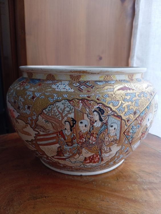Ancien cache pot en faïence barbotine décor oiseaux - vers 1900