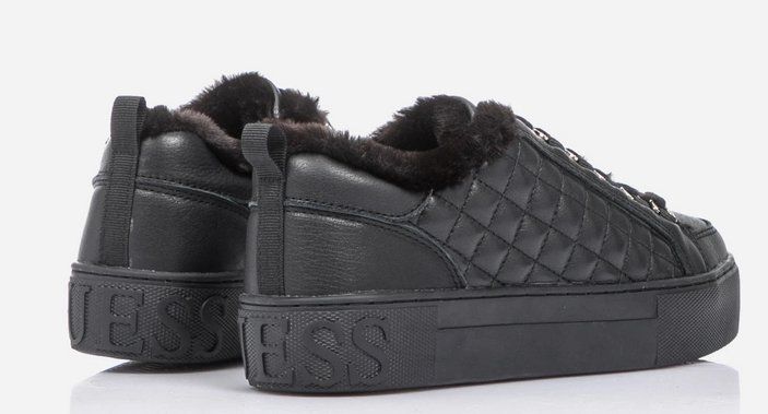 Guess Scarpe da donna: Guess Winter Sneaker, Gr. 39 - Neuwertig! – Nuovo (secondo la descrizione) da Baar venduto da RDNA 3