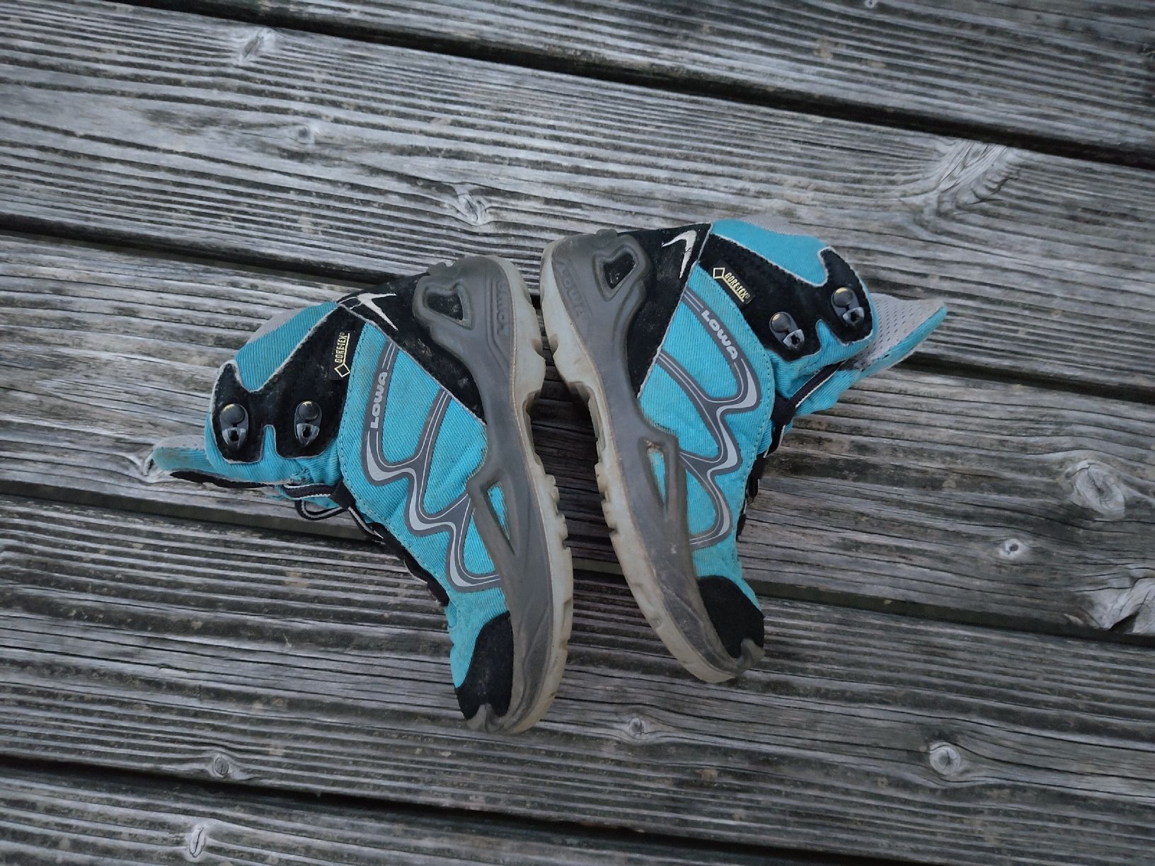 Lowa Scarpe per ragazzi: Wanderschuhe LOWA Kinder Grösse 27 – Usato da St. Gallen venduto da Wysi 2