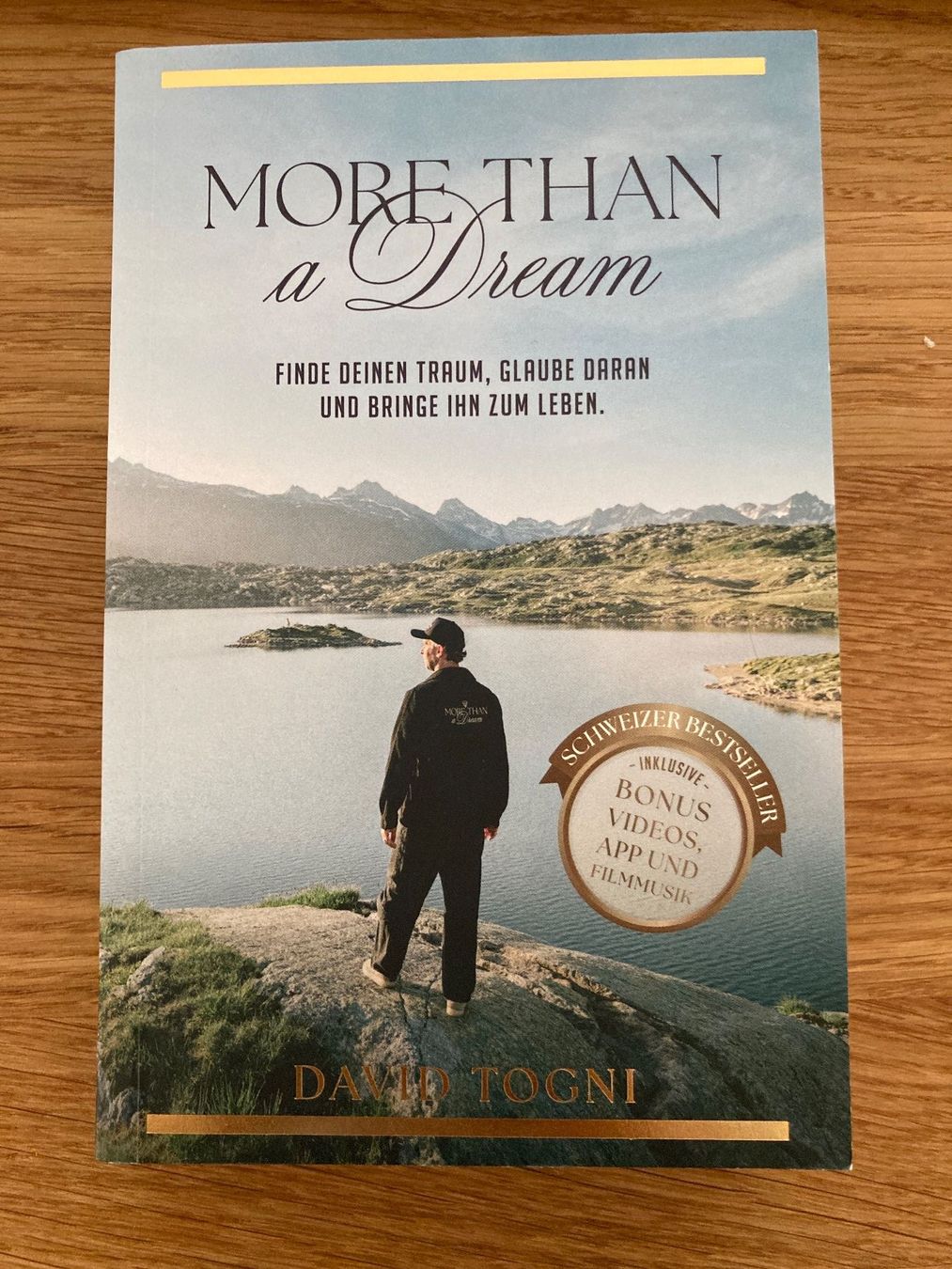Bücher: Buch "More Than a Dream" von David Togni – Neu (gemäss Beschreibung) aus Winterthur von Quilterin
