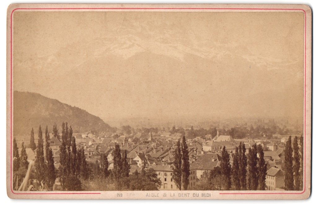 Fotografie &  Plakate: Fotografie Aigle, la Dent du Midi, Blick – Gebraucht aus Berlin von bartko-reher