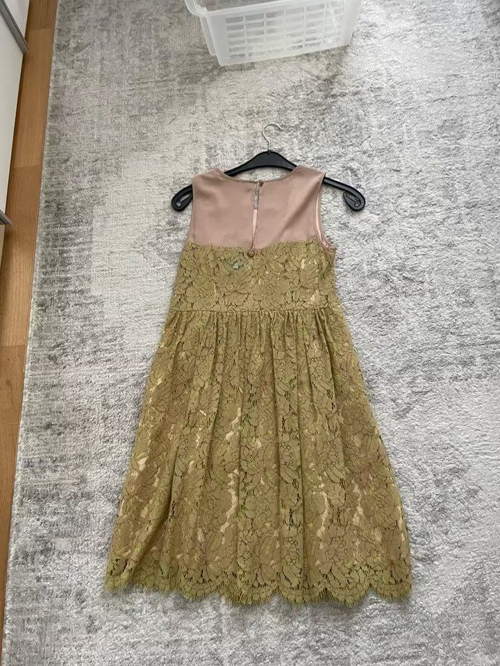 Vestiti: Kleid in Spitze - Twin Set – Usato da Reinach BL venduto da pinusmugo 4