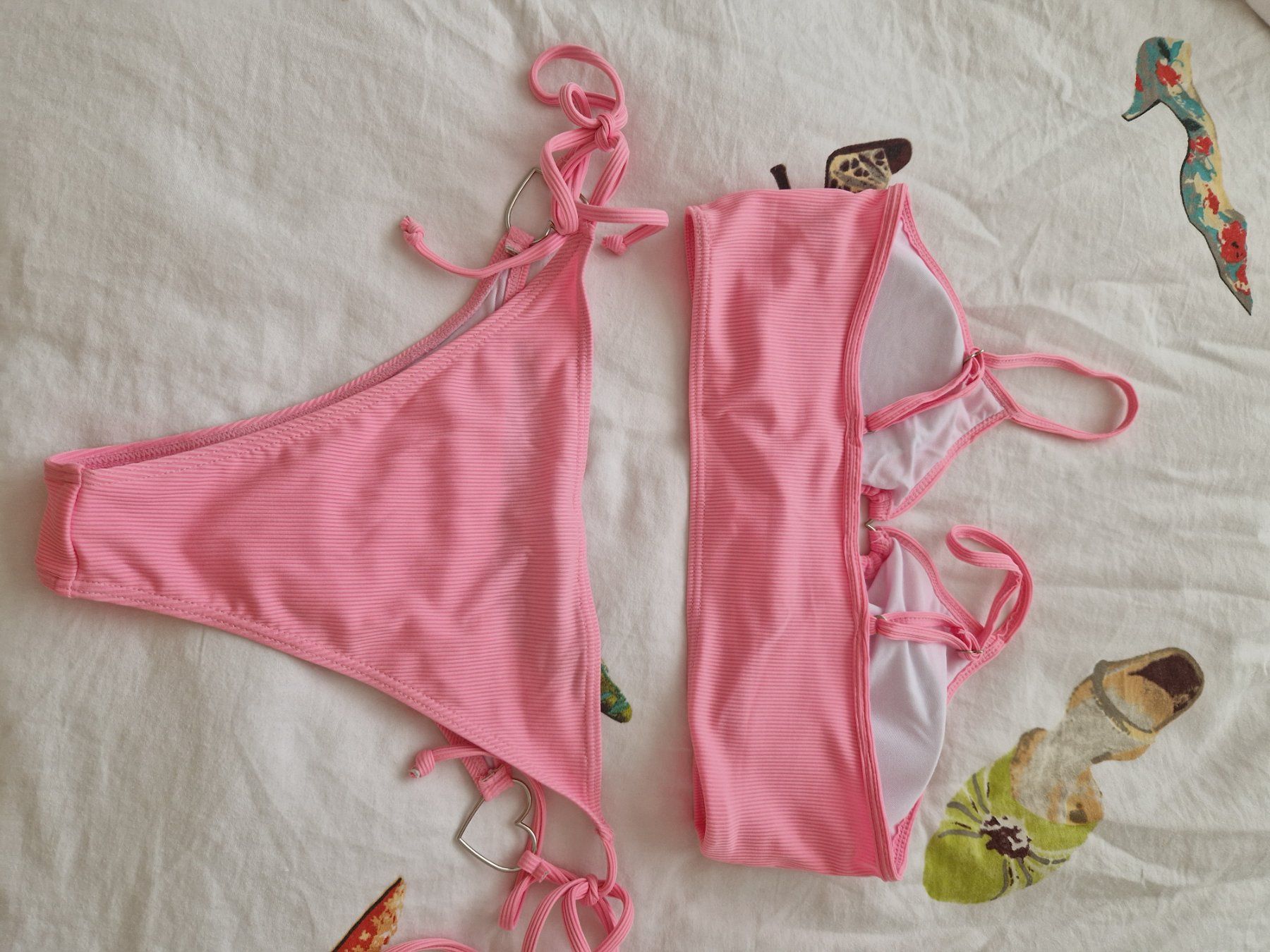 Badekleider & Bikinis: Bikini rosa Gr. L mit Herz Anhänger – Gebraucht aus Erlinsbach SO von ULIKH 8