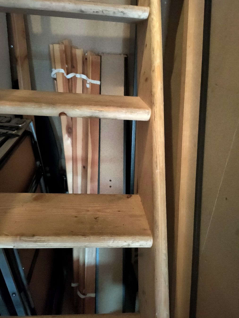 Letti: Bett Gestähl – Usato da Menziken venduto da Dragon-Fuchur 2