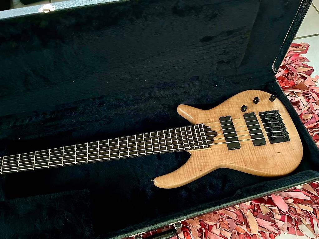 Strumenti musicali: GMP Custom Shop 6-String Bass handmade USA, 1998 – Usato da Hitzkirch venduto da Pe3 4