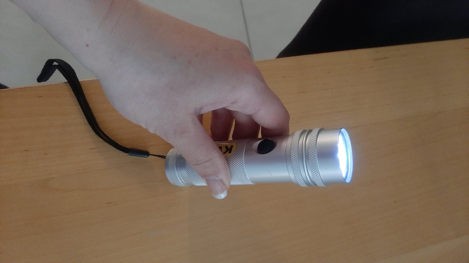 Lampade: K..116 R) Taschenlampe – Usato da Wil SG venduto da AmandaCreations 1