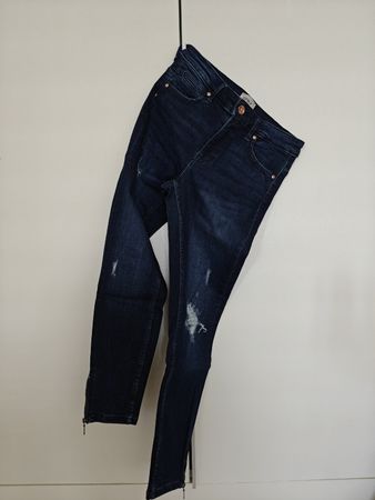 Jeans (neu) - Dunkelblau - Gr. 29 (M)