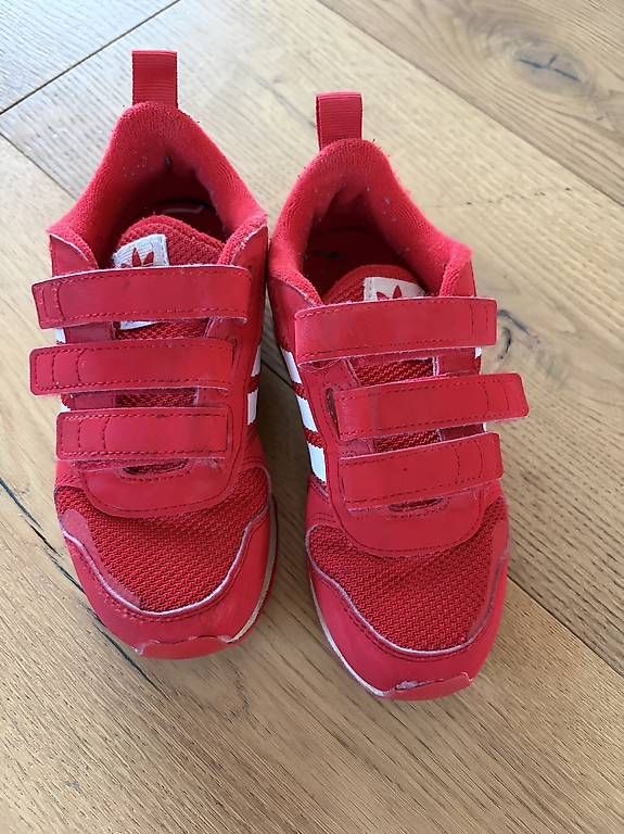 Adidas Scarpe da uomo: Adidas Sneakers – Usato da Schwarzenburg venduto da SchoggoLoggo 1
