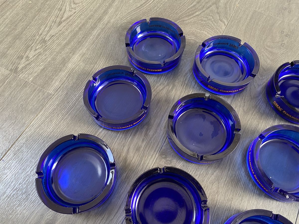 Portacenere: 12 blaue Aschenbecher  – Usato da Hägglingen venduto da Karin0802 4