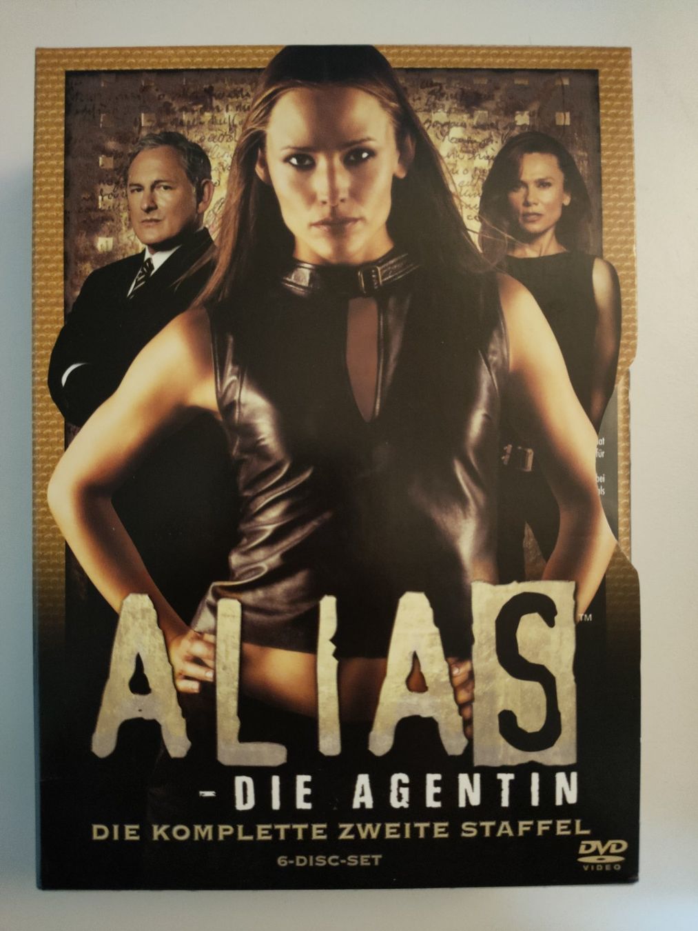 Tutti i DVDs: Alias die Agentin - 2. Staffel – Usato da Rothrist venduto da FLUEWALD