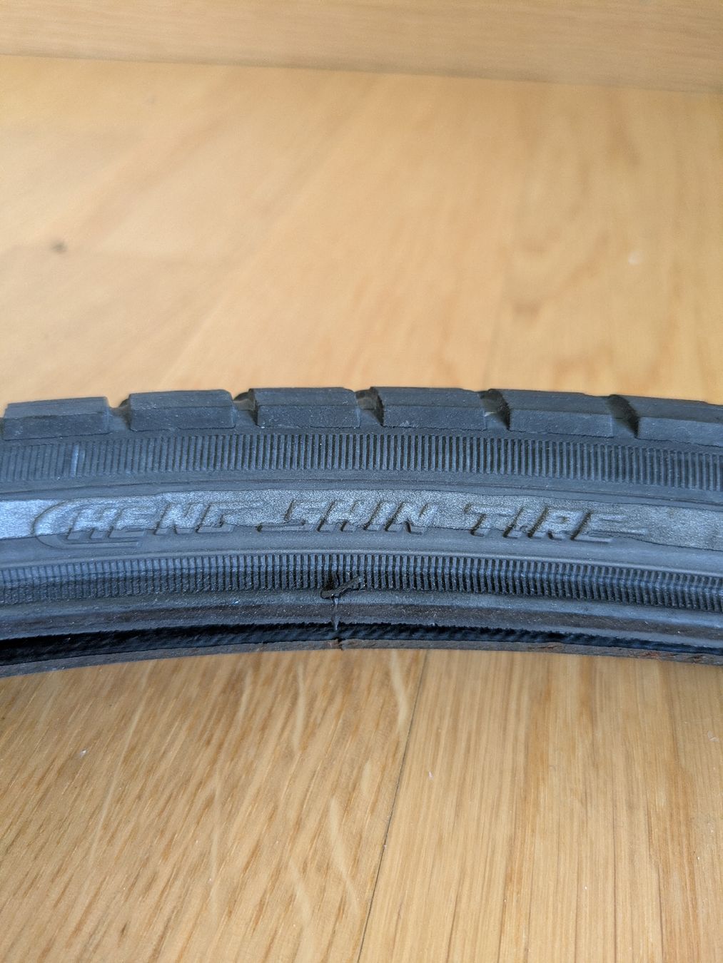 Pneumatici & Ruote complete: Veloreifen, 28 Zoll, neu – Nuovo (secondo la descrizione) da Goldau venduto da mmr_f7s9 3