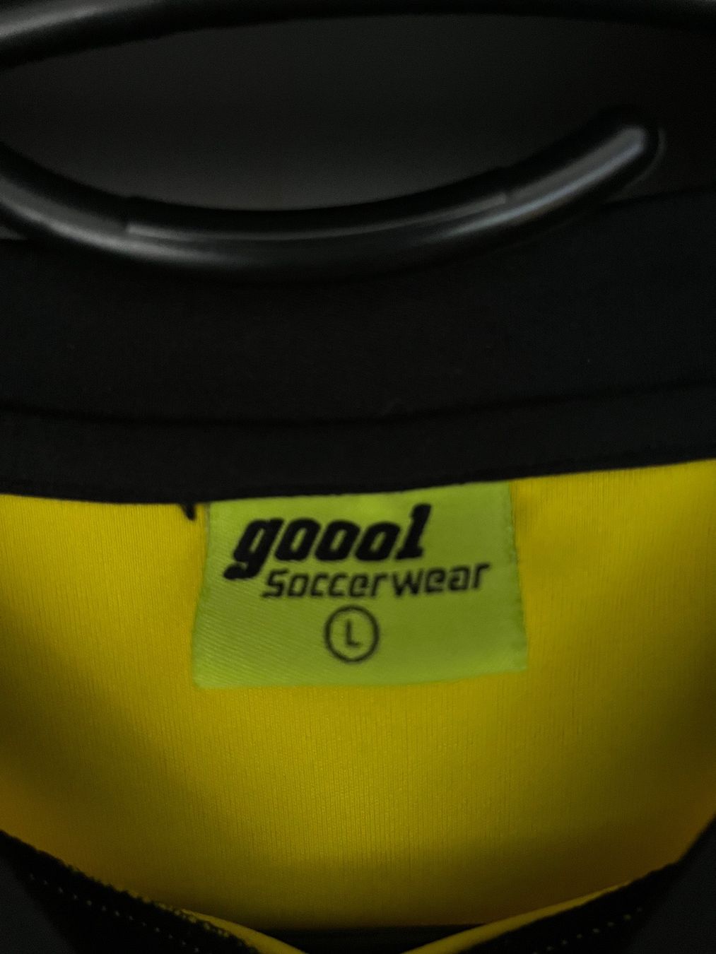 BVB Leibchen & Hosen: Borussia Dortmund Trikot – Gebraucht aus Näfels von dom_9p7f 2