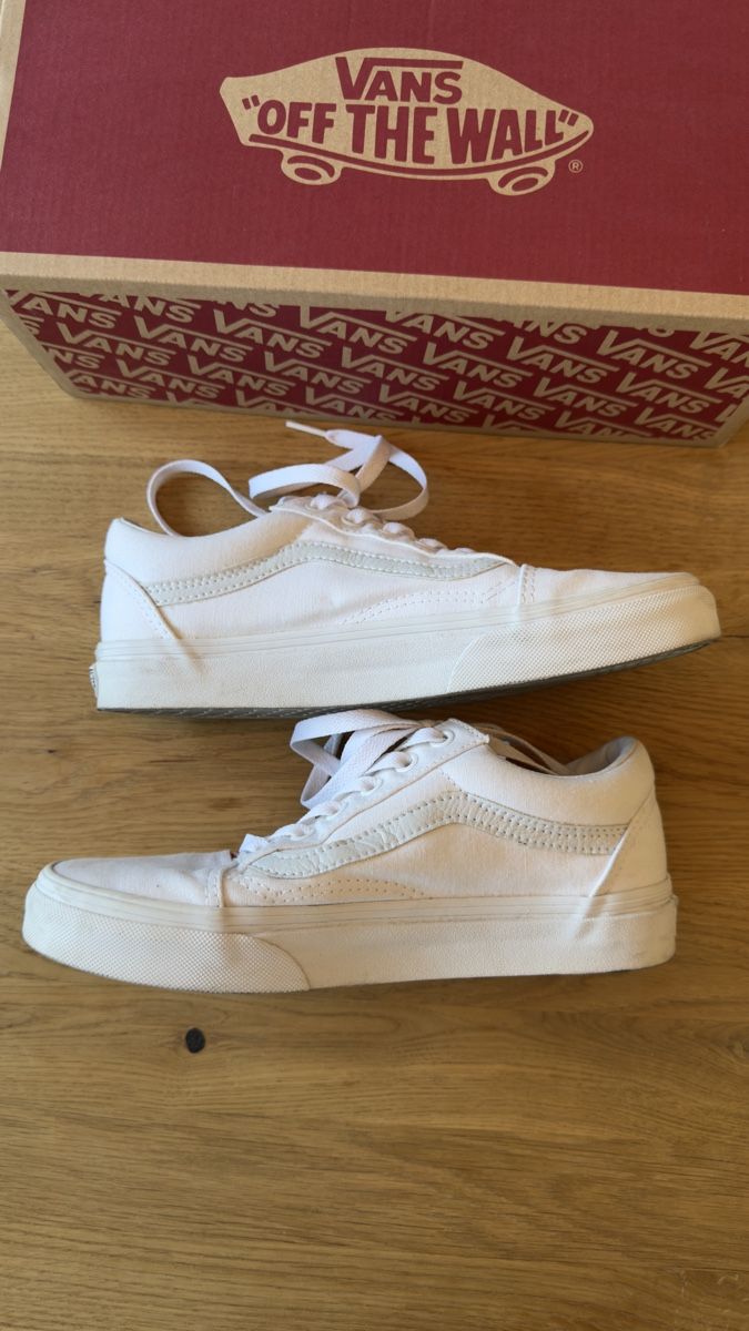 Vans Scarpe da donna: Vans Old Skool Grösse 37 mit coolem Farb-Drip-Design – Usato da Domat/Ems venduto da Mikasa835 2