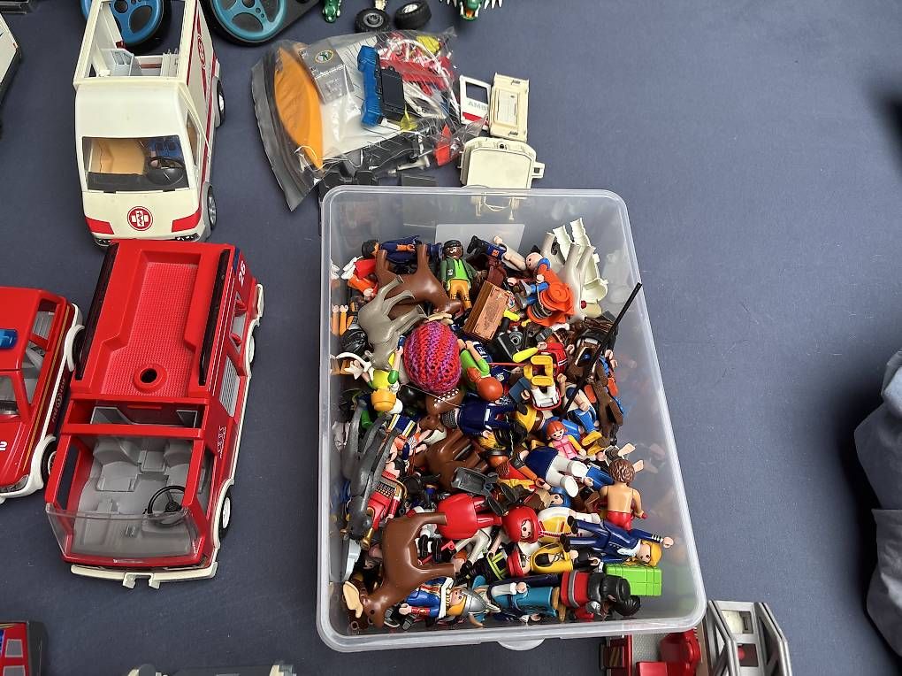 Playmobil Giocattoli: Grosse Playmobile sammlung – Usato da Langendorf venduto da Tbejda 4