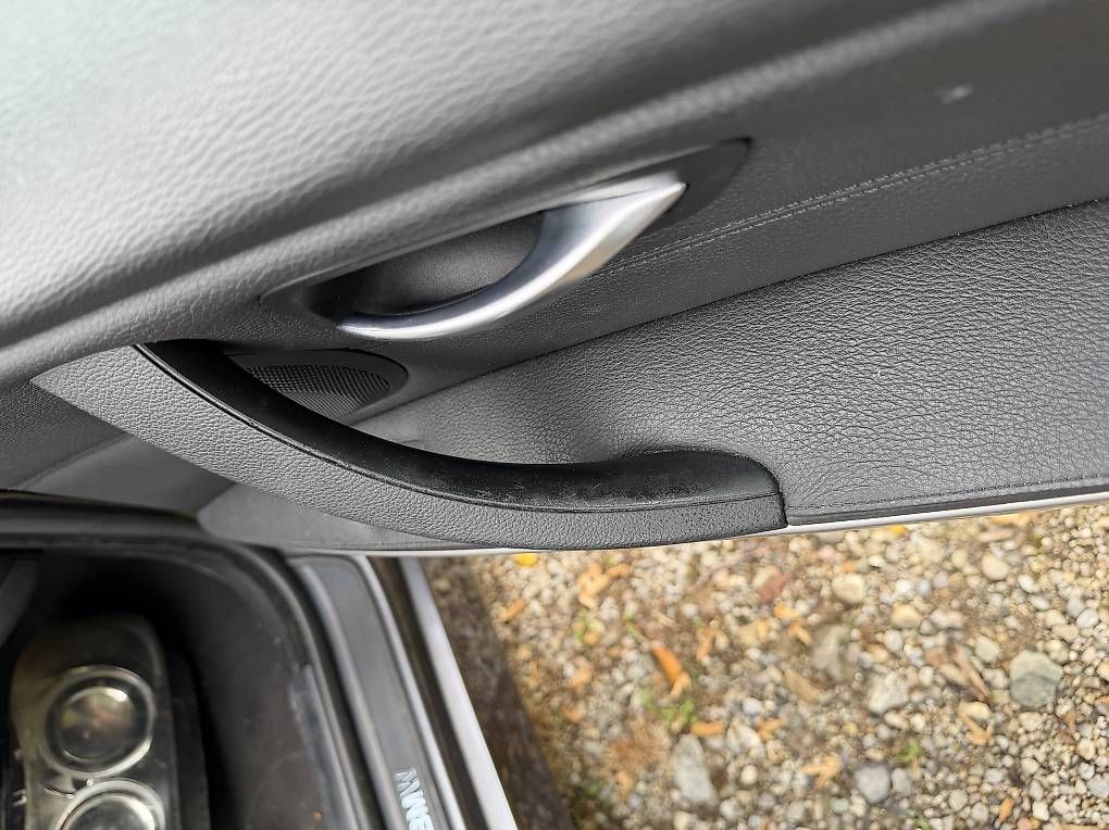 Tutti pezzi di ricambio auto: Lederausstattung Bmw E91 – Usato da Muri AG venduto da Aero96 6