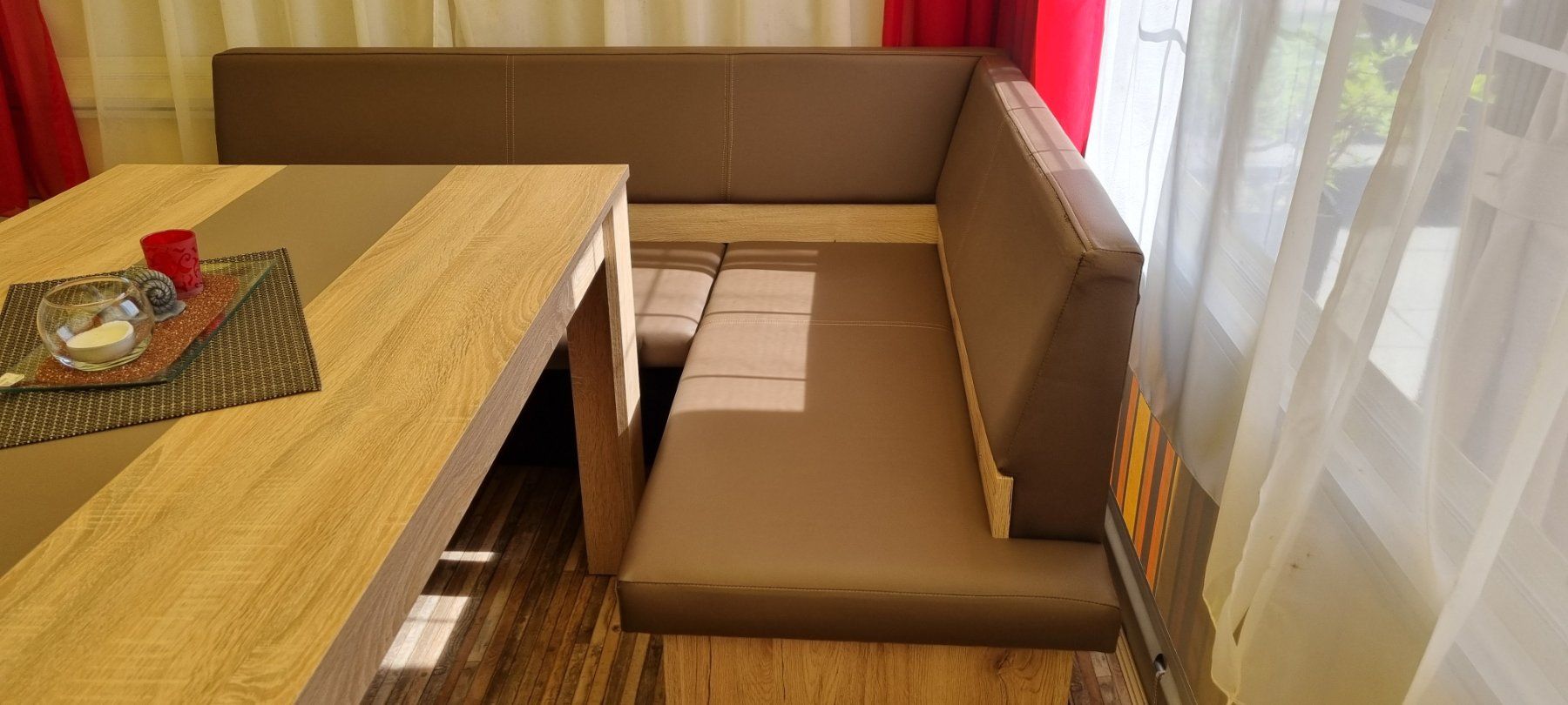 Conforama Tischset: Eckbank mit Tisch und 6 Stühle – Gebraucht aus Obergerlafingen von ulm13 1
