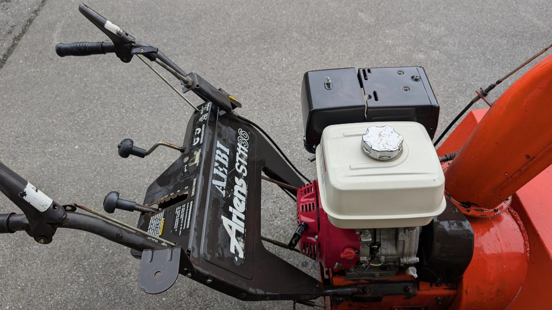 Aebi Alle Maschinen: Schneefräse Aebi Ariens ST1136 – Gebraucht aus Jegenstorf von JD6130R 2