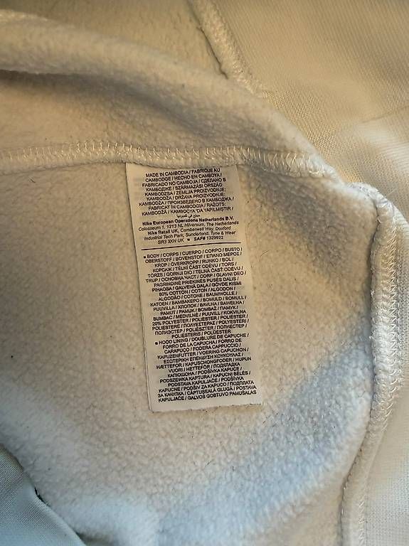Maglioni & Felpe: NIKE KAPUZENPULLOVER WEISS, GRÖSSE S – Usato da Niederhelfenschwil venduto da Mileko 3