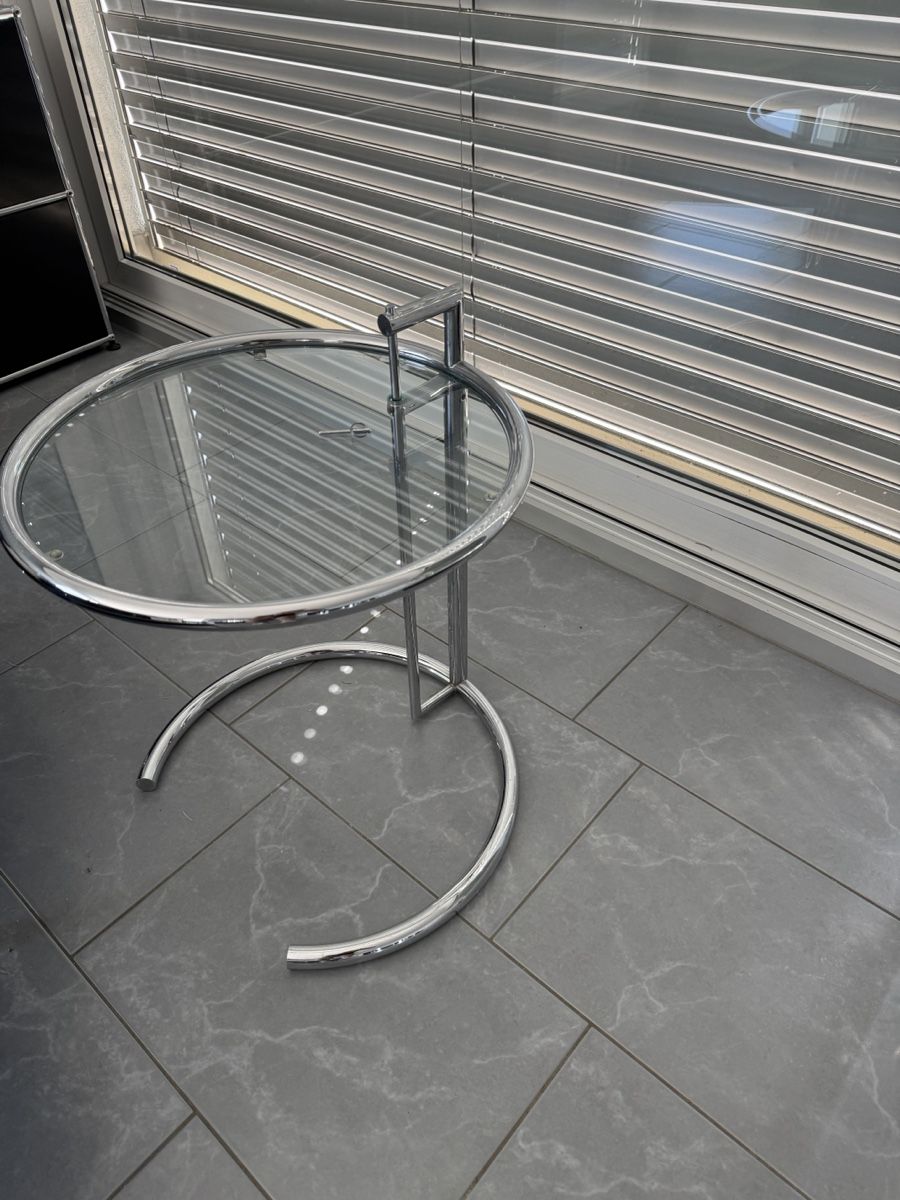 Tavoli: Adjustable Table E 1027 Beistelltisch – Nuovo (secondo la descrizione) da Fislisbach venduto da meb_cgw9