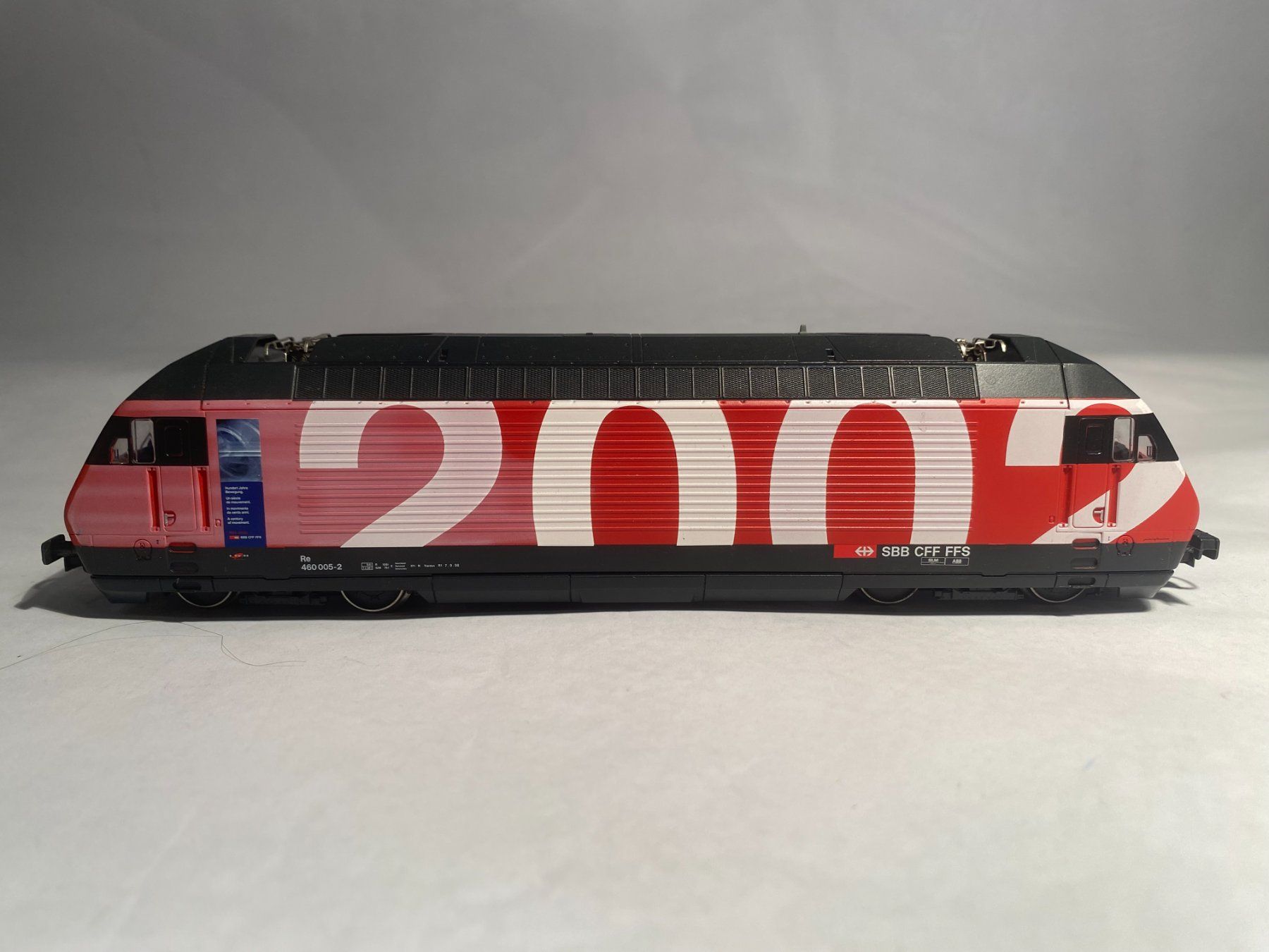 Roco Modelleisenbahnen: ROCO E-Lok SBB RE460 JUBI POST rot, DC ANALOG – Gebraucht aus Buchrain von Modellbahn11 2