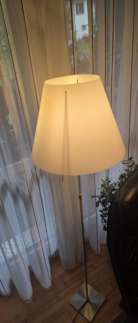 Luceplan Lampade: Stehlampe Costanza Luceplan  Dimmbar  – Usato da Riedikon venduto da Winter21. 3