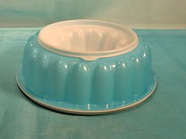 Tupperware Puddingform, hellblau-weiss, gross