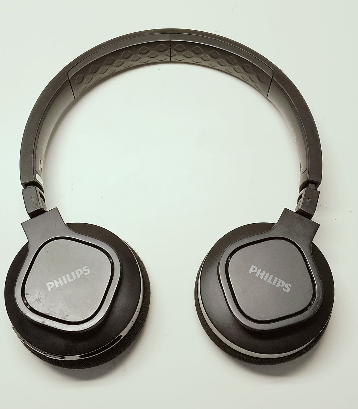 Philips Cuffie: Philips Bluetooth Kopfhörer  – Usato da Biel/Bienne venduto da Vintage-timearts