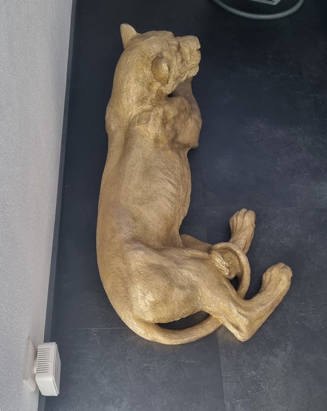 Kare Figurines: Deko Figur Löwe Gold 113cm – Neuf avec emballage d'origine à Oftringen par Leleni 3