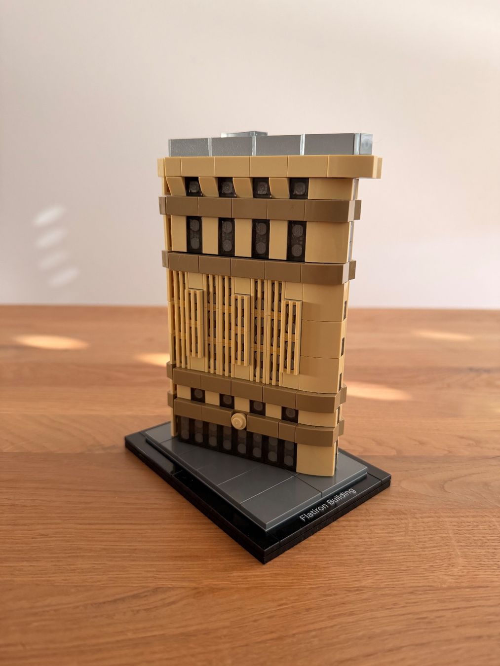 Lego Kit di costruzioni: LEGO Architecture Flatiron Building 21023 – Usato da Uetendorf venduto da manueltanner 2