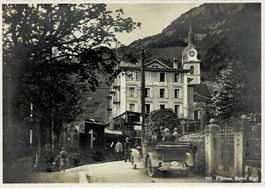 713 VITZNAU Hotel RIgi mit Oldtimer Nr. CH 3327 ca 1940!