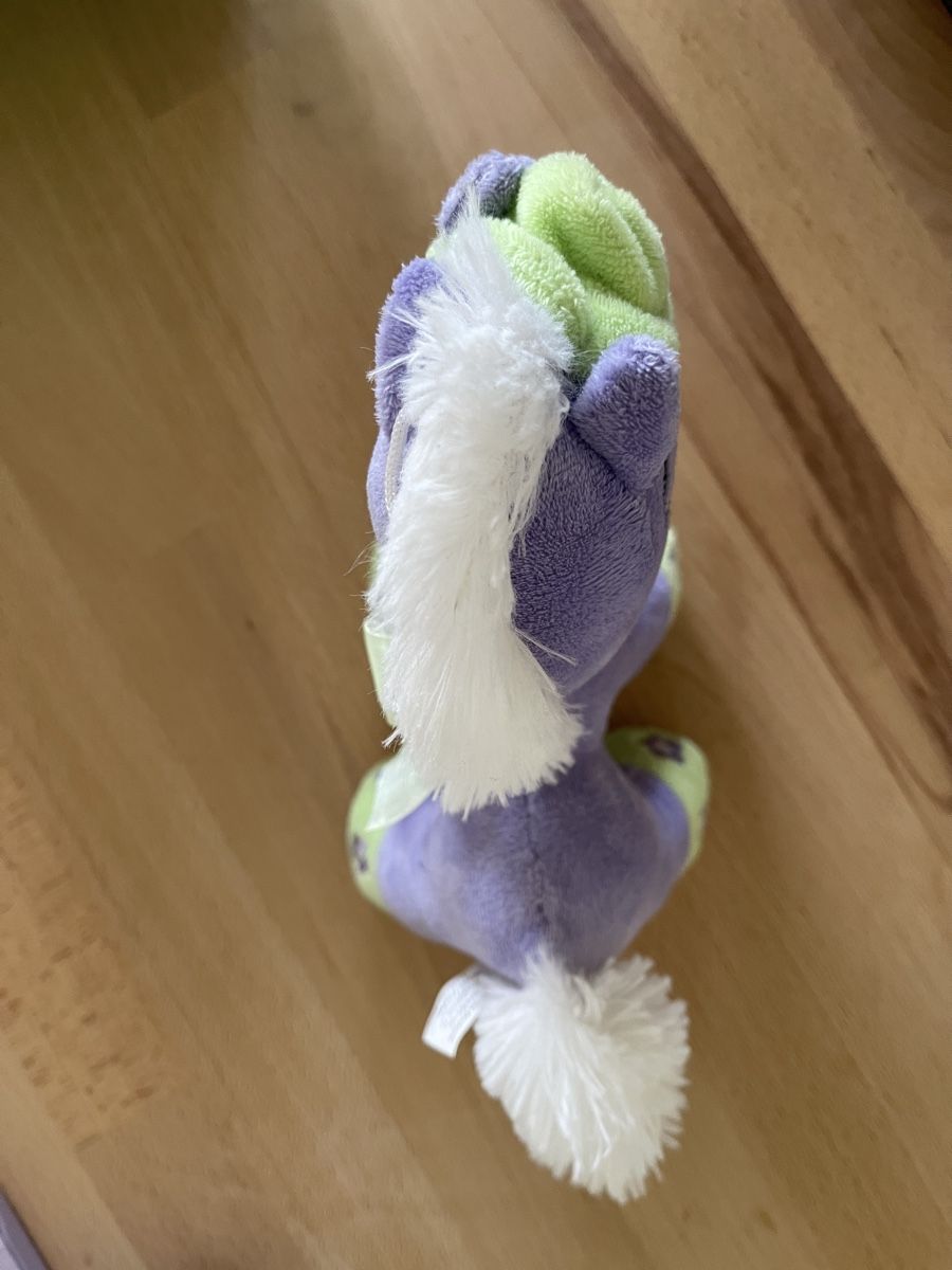 Jouets: Plüschtier Pferd, lila  – D'occasion à Hirzel par carta9 1