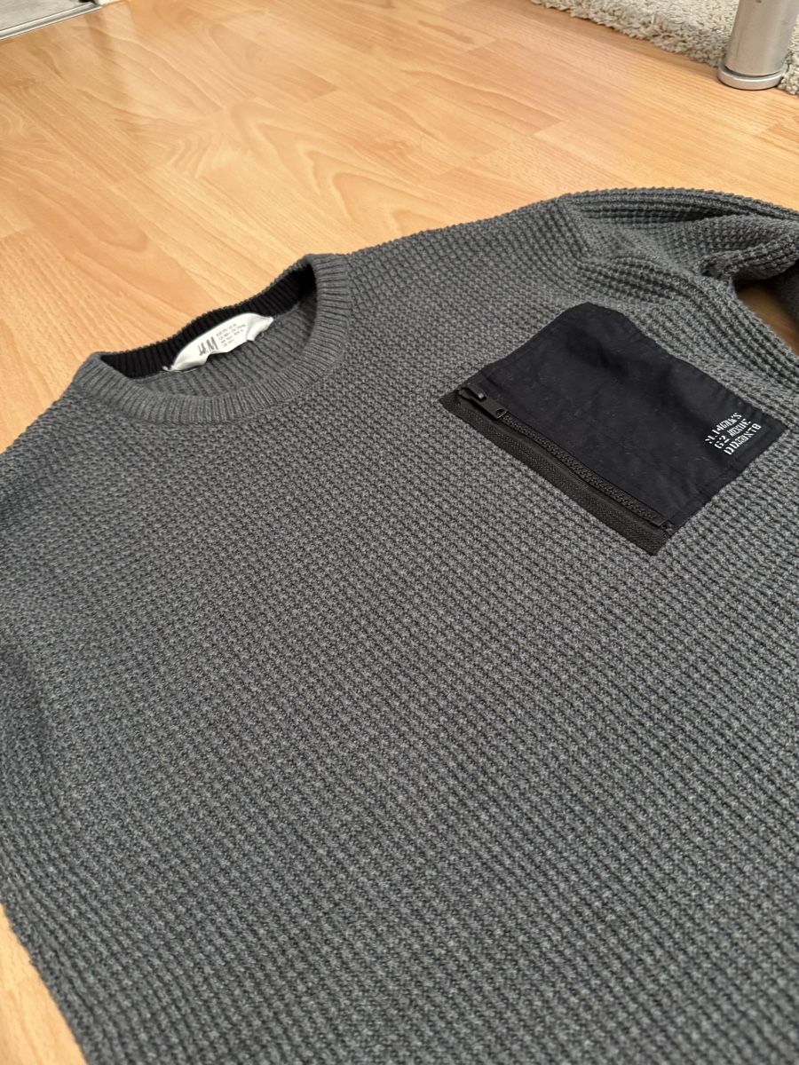 Lotti & Set di vestiti: Pullover Lot – Usato da Chur venduto da Tsambiko 4