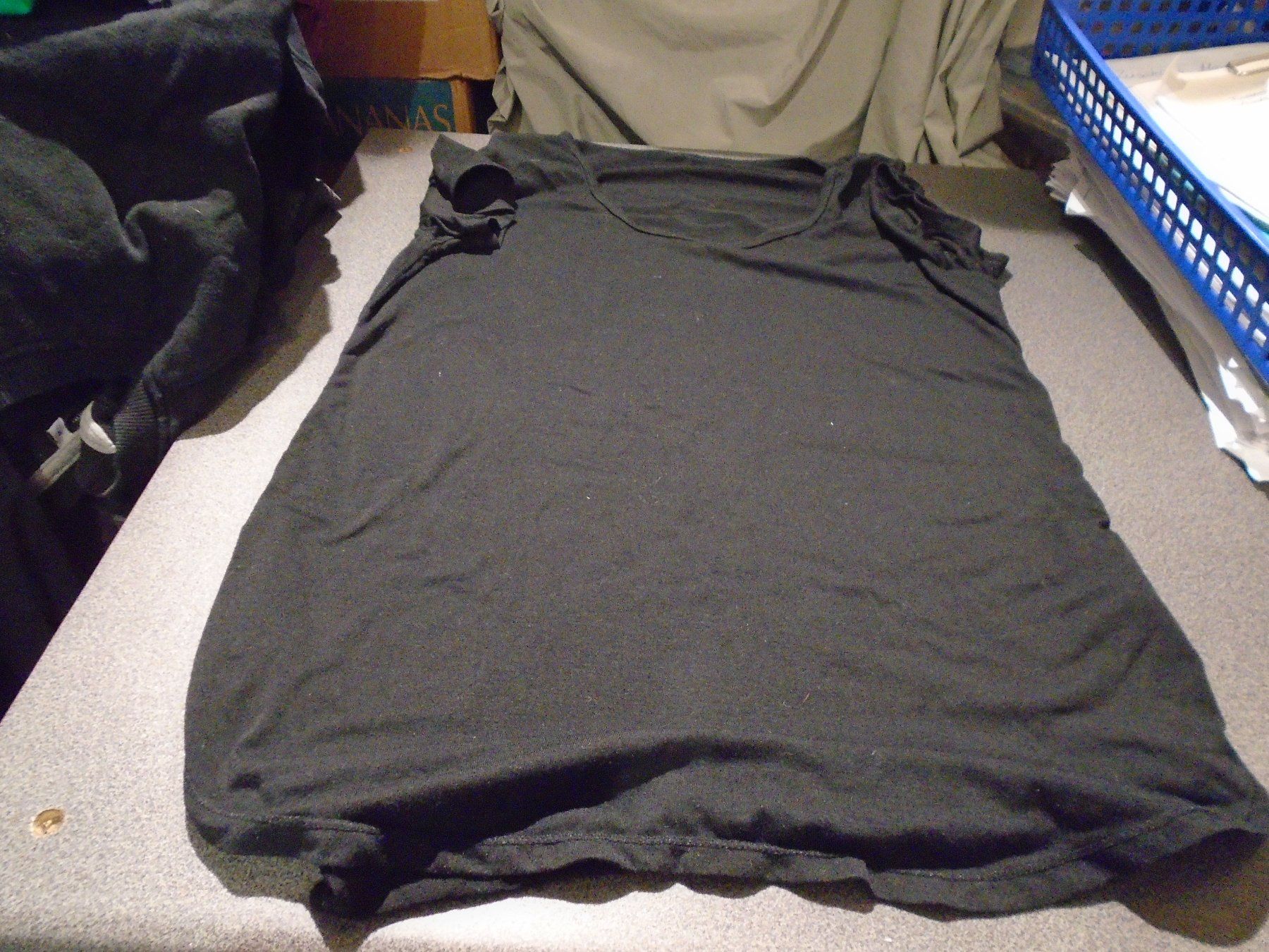 T-Shirts: T-Shirt ca. Grösse M, schwarz – Gebraucht aus Zürich von Motzkuh