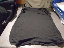 T-Shirt ca. Grösse M, schwarz