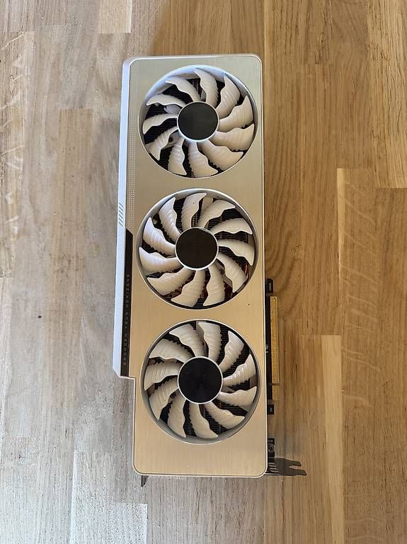 Schede grafiche: Carte graphique RTX3090 24GB – Usato da Le Landeron venduto da vincelcf67