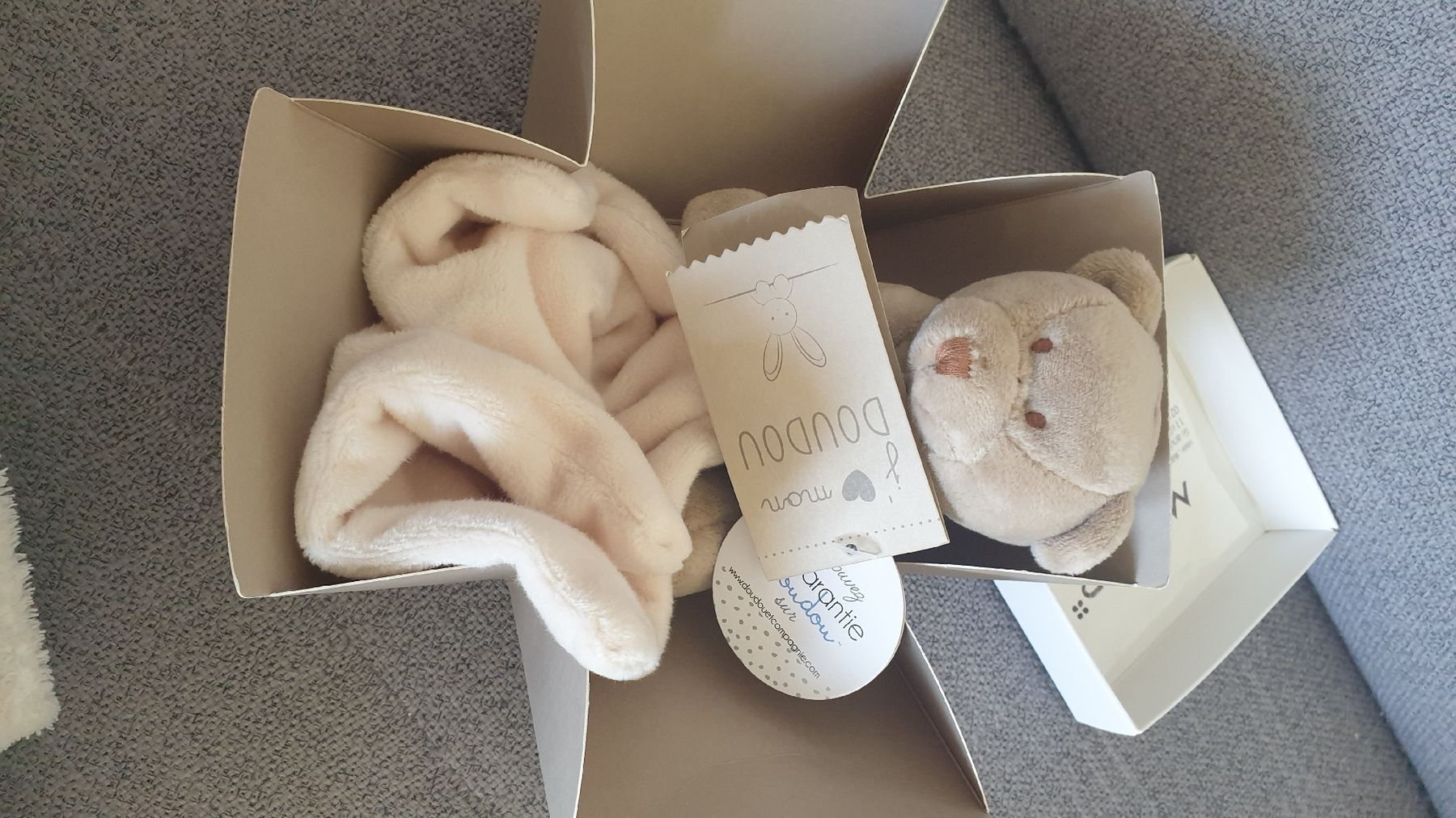 Giocattoli: Adorable peluche Ours Doudou&Compagnie - Neuf – Nuovo e nell'imballaggio originale da Montana venduto da ade_6nvz 1
