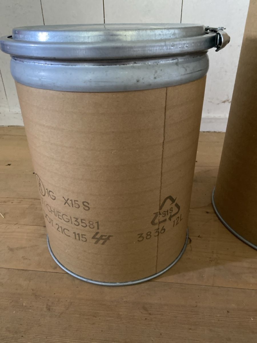 Accessori: 2x Kartonfässer mit Deckel, 12L & 30L – Usato da Biel/Bienne venduto da Projektorium 1