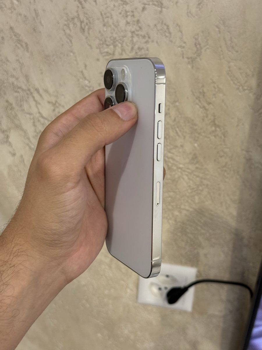 Apple Telefoni cellulari / Smartphones: Iphone 14 pro 256 gb batterie 91%  – Nuovo (secondo la descrizione) da Chippis venduto da mig_8ns6 3